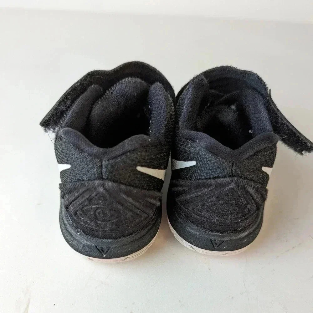 Nike Kyrie 5 / 8 C